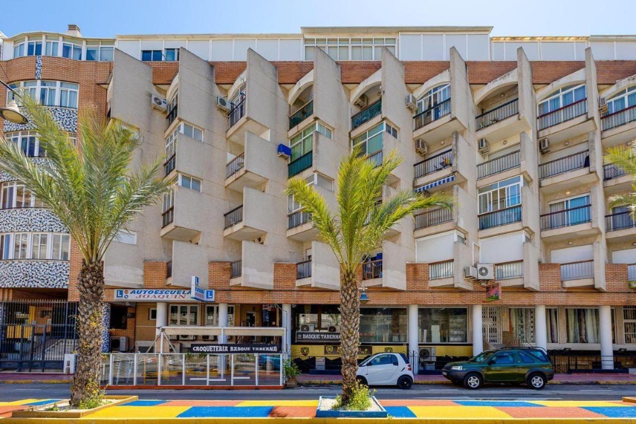 Studio Apartment Santana Habaneras - 05 At Beach With Garage, Pool And Lift 托雷维耶哈 外观 照片